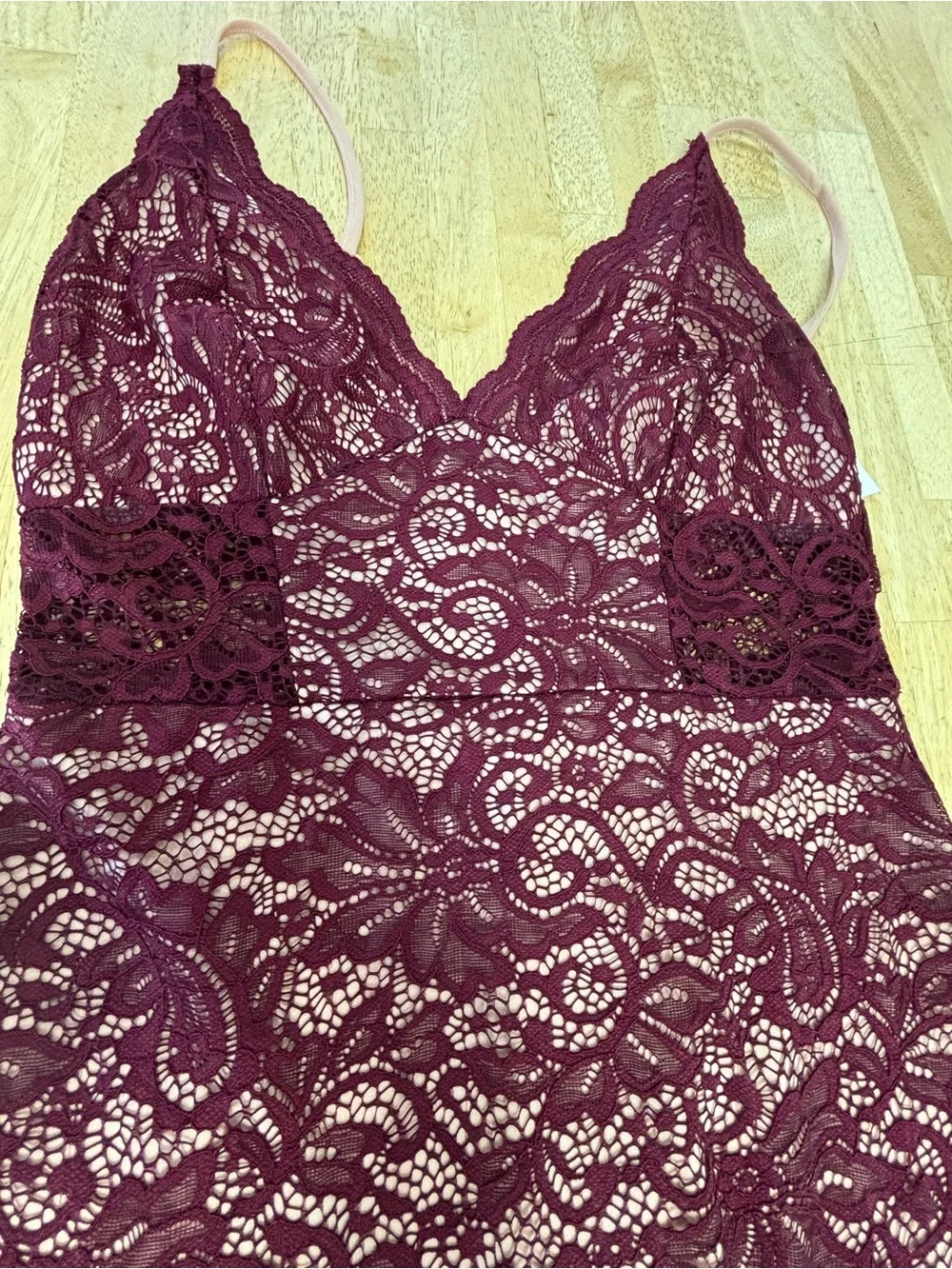 NWT ASOS Burgundy Lace Trumpet Mermaid Bodycon Midi Wedding Cocktail Dress Sz 6